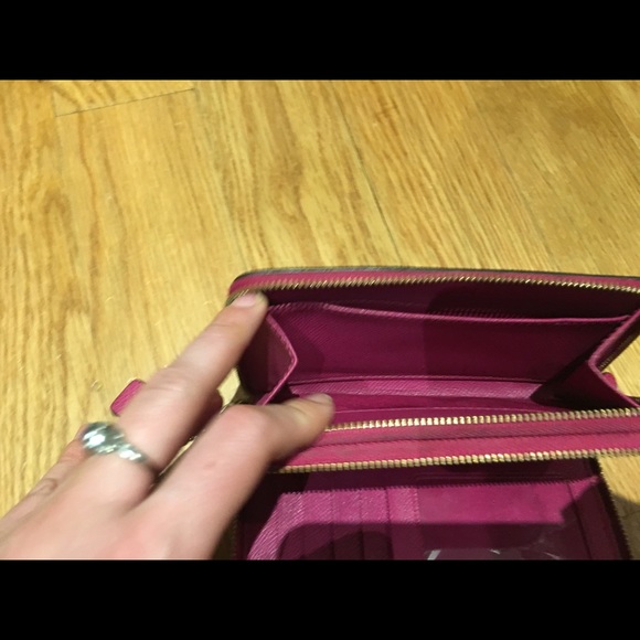 Coach wristlet - Picture 4 of 5